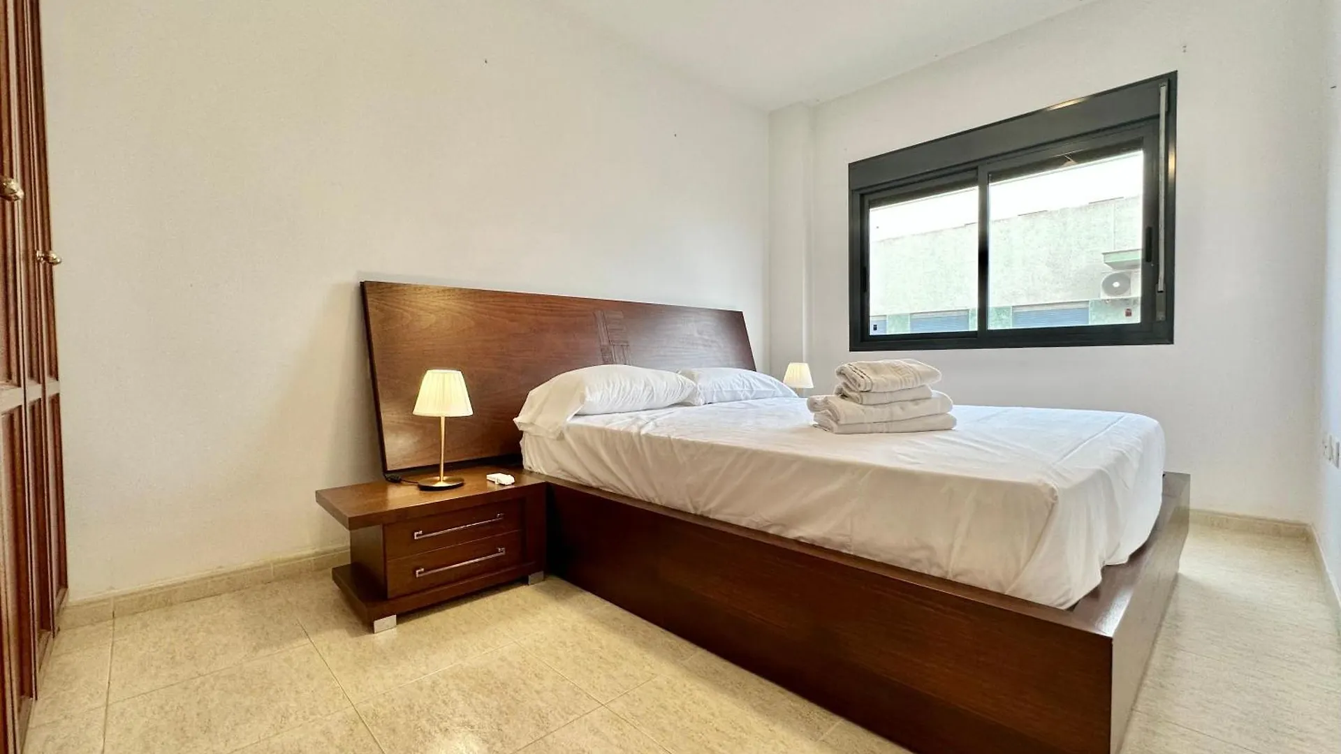 קנדלריה Carpio II Apartment ספרד